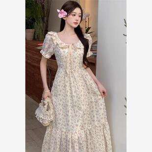 胖mm甜美方领荷叶边碎花连衣裙女夏温柔风泡泡袖 大码 长裙子200斤