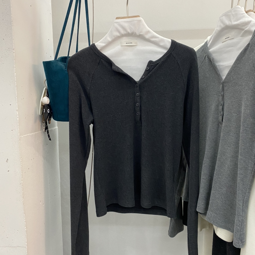 ECHOES OF LOVE-冬上新简约气质修身百搭打底衫1001