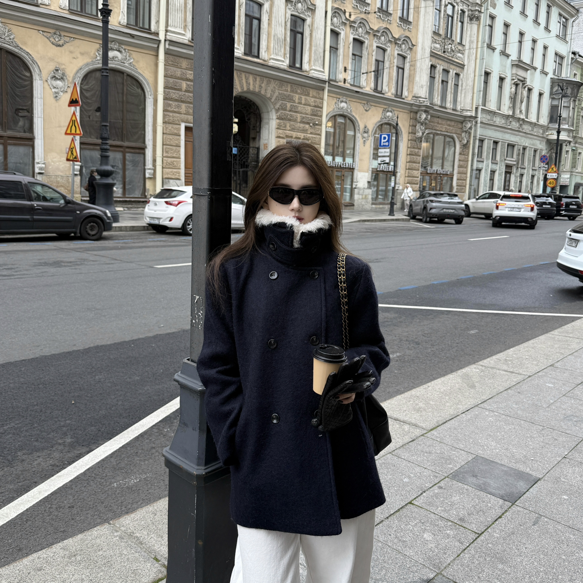 EASE-大衣(配腰绳,毛毛领)(含95羊毛)(两穿领型松弛质感)E25D005