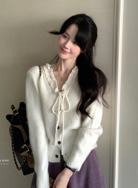 DARA ROSE-耳花边韩系设计感甜美蝴蝶结系带毛衣(含40羊毛)S7936