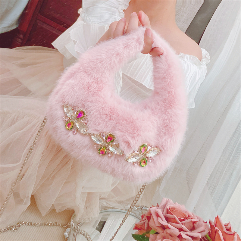 原创设计粉色毛茸茸手提包可爱梦幻水钻甜美斜挎包公主秋季月牙包