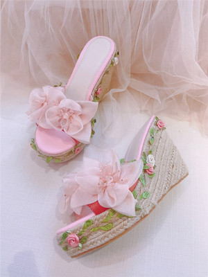 原创设计牛皮花朵草编凉鞋