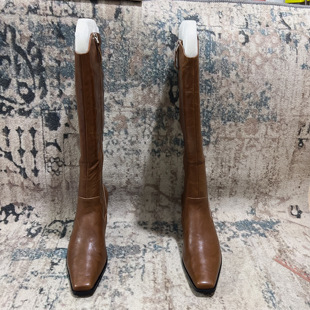 2025新款骑士靴女秋冬大码尖头高筒粗跟棕色V口高跟长筒靴子