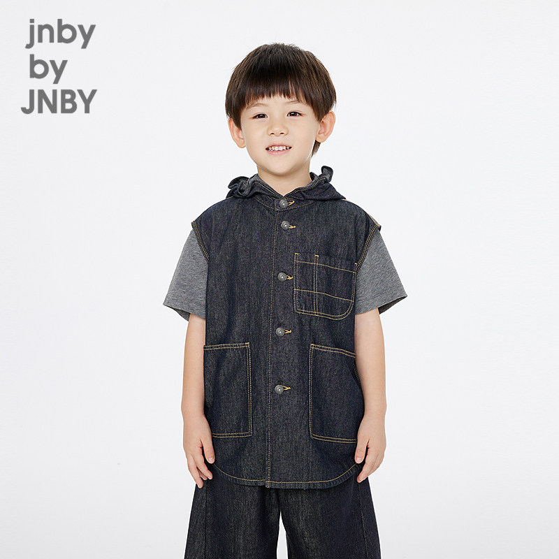 江南布衣童装马甲可爱无袖戴帽领纯色连帽牛仔春男童jnbybyjn