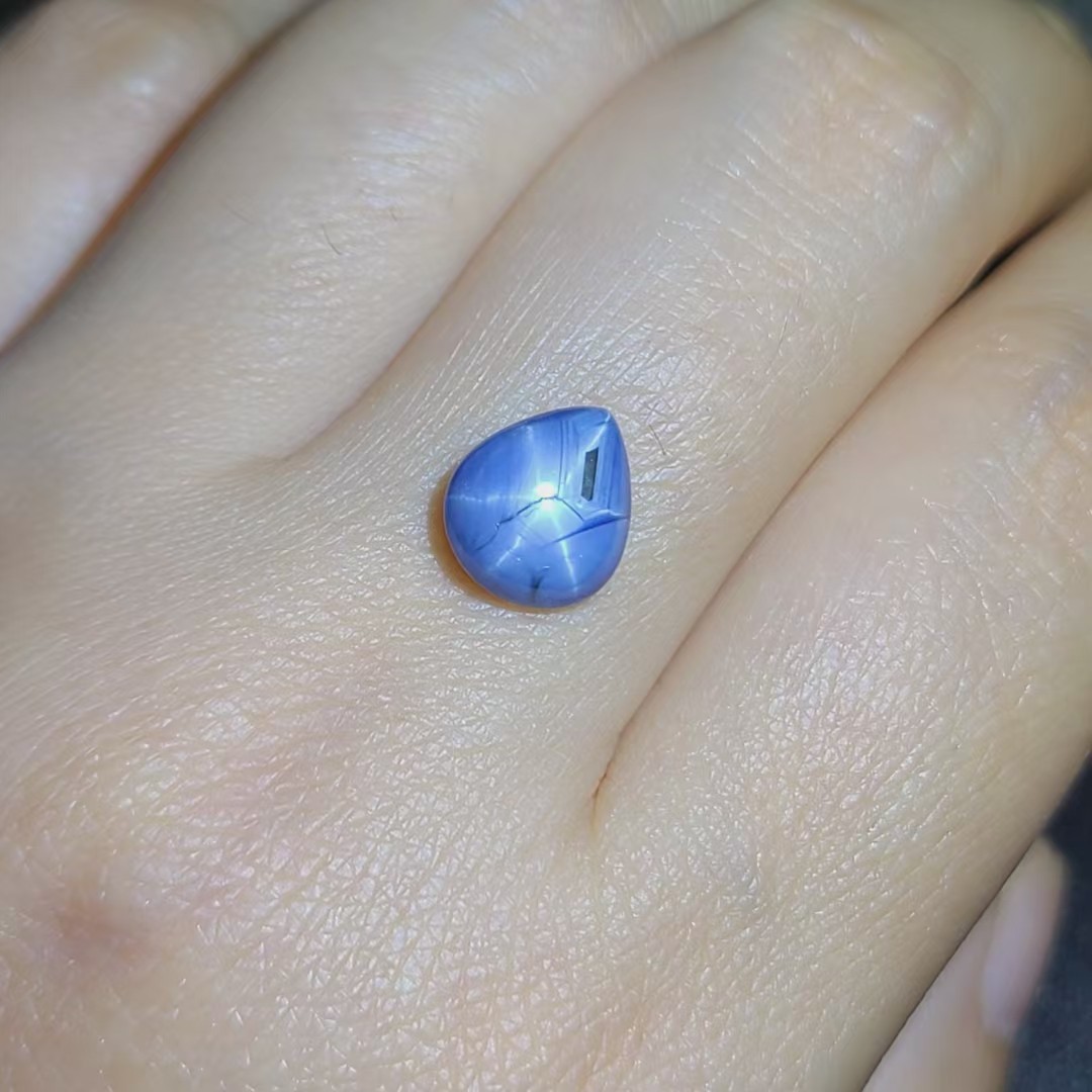 天然双面星光蓝宝石戒面(双面星光) 重3.47克拉稀少名贵孤品