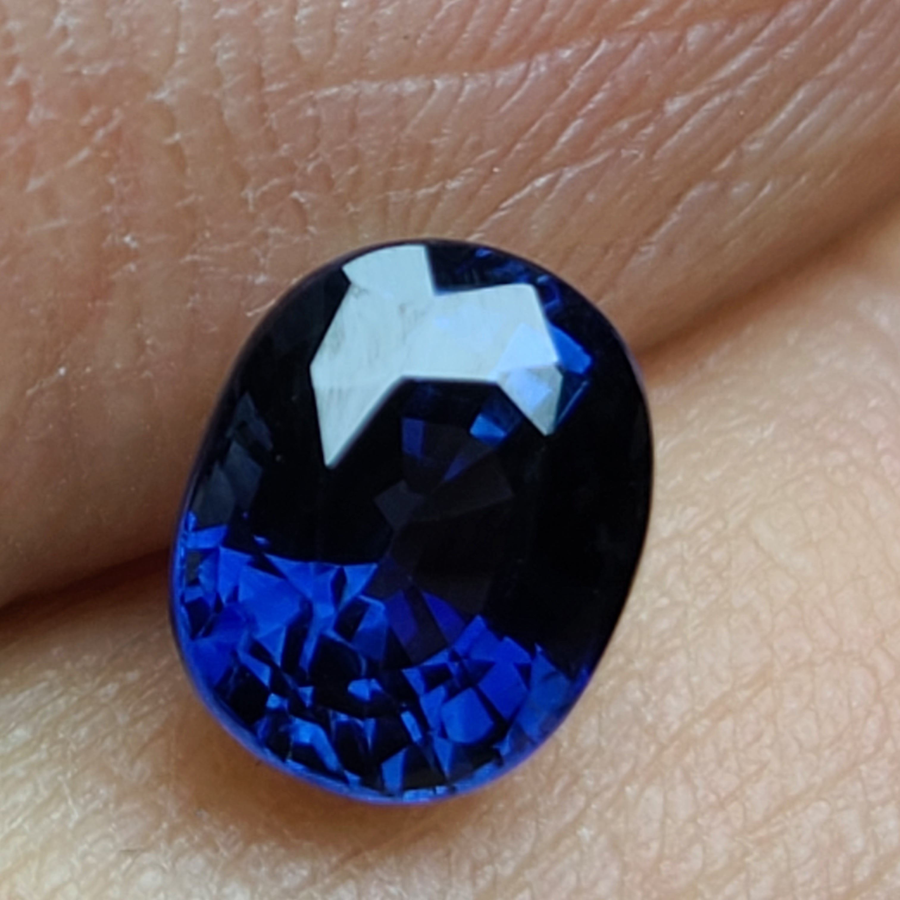 天然蓝宝石戒面高品质全净体 1.18克拉尺寸宝石尺寸5.4*6.5*4mm