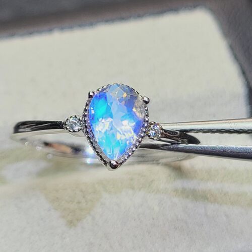 毕业级 切面月光石戒 尺寸5*7水滴 净体 925银子镀白金活口设计