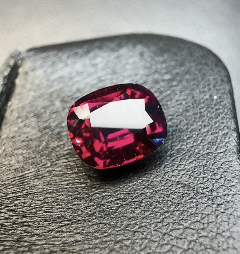 天然碧玺卢比来碧玺红碧玺鸽血红碧玺颜色漂亮晶体干净支持定制