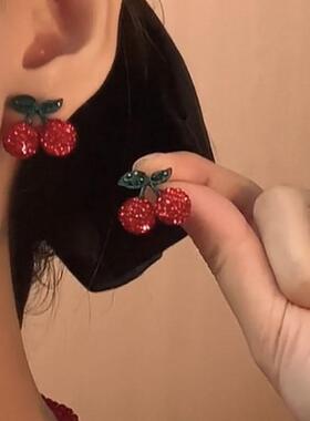 精致小巧红色满钻樱桃耳钉甜美潮