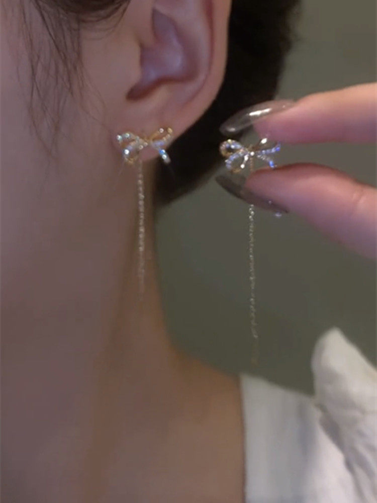 高级感轻奢蝴蝶结流苏耳线冷淡风