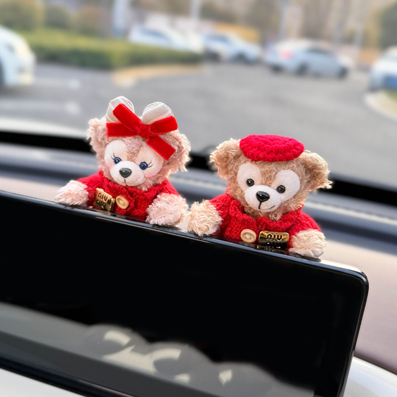 新年款雪莉玫汽车中控屏幕趴趴毛绒摆件车内显示屏装饰可爱女高级