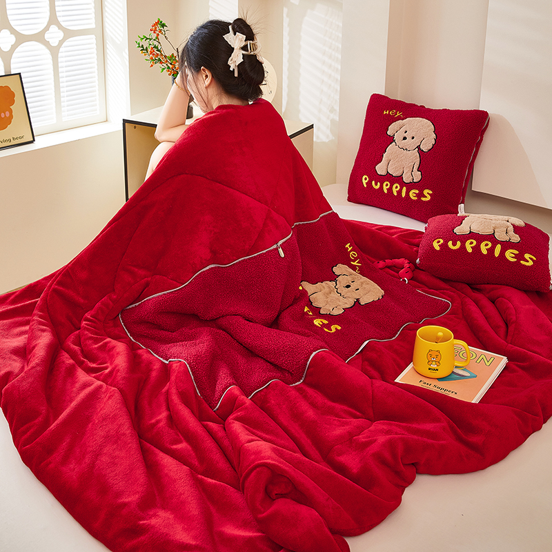 牛奶绒提手抱枕被大红亮红色泰迪小狗海棠纯色加绒午休小被车用毯