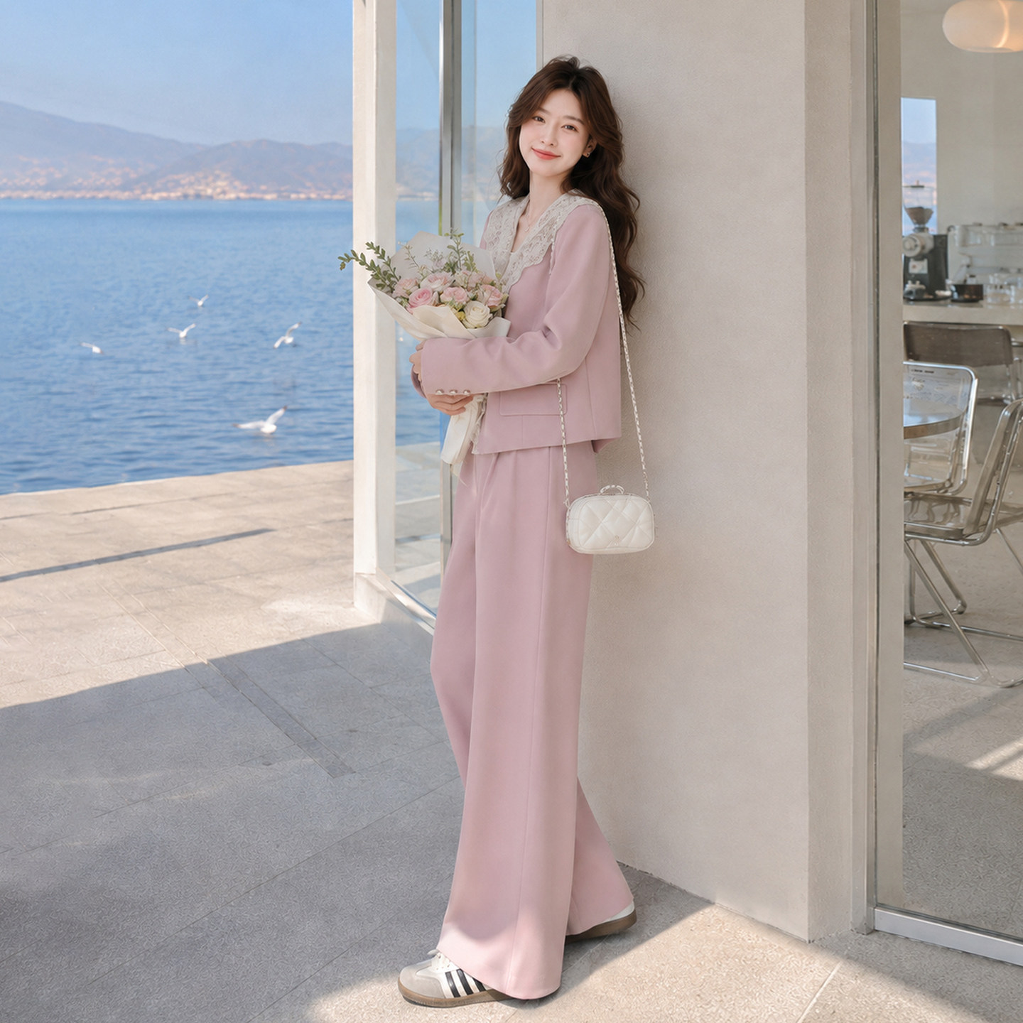 俏皮减龄少女感蕾丝连帽西服套装