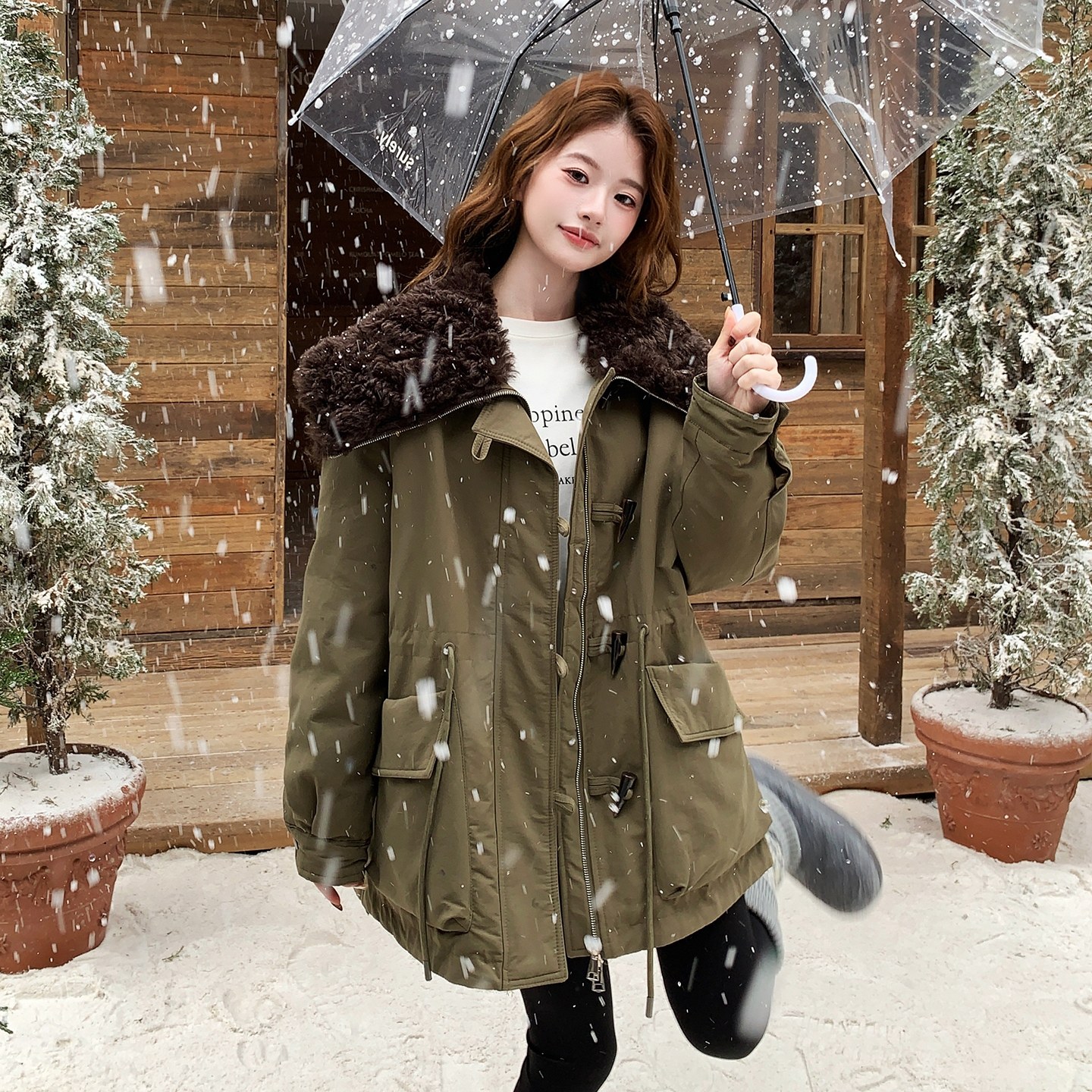 军绿色羊羔毛大翻领90白鸭绒派克羽绒服女2025冬新款超火爆款外套,女装/女士精品,羽绒服,淘宝优惠券,粉丝福利购,淘宝优惠卷