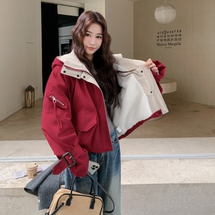 红色气质氛围感加厚保暖派克服外套女2025冬新款超火洋气减龄棉服