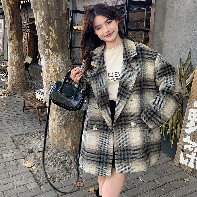 潮流范气质格子毛呢羽绒服女2025年冬季新款超火90白鸭绒保暖外套