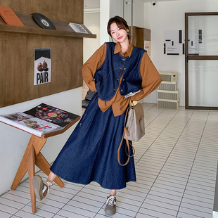 复古港风牛仔套装裙女2026春季新款超火炸街马甲衬衫半身裙三件套