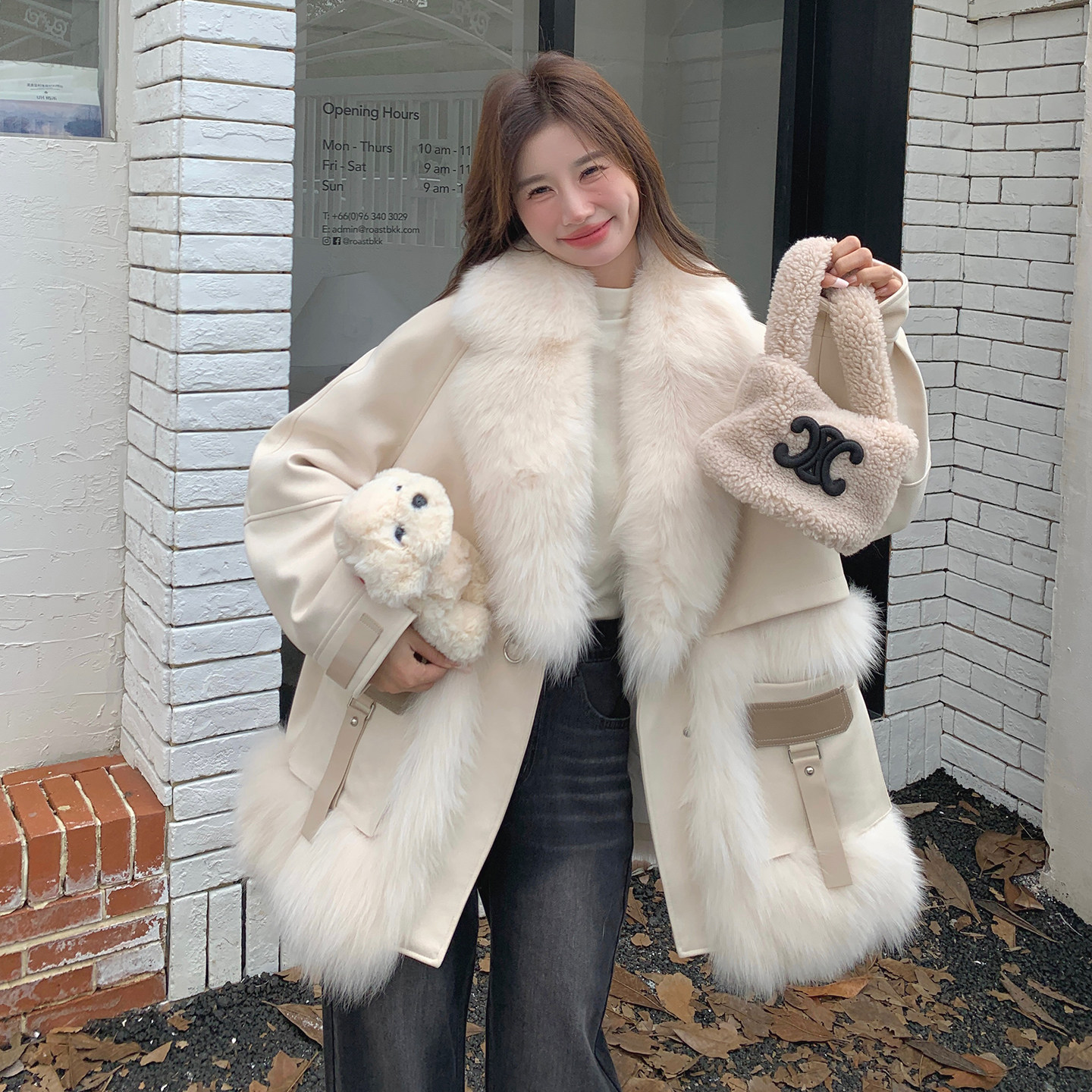 韩系轻奢贵气感仿皮草拼接羽绒服外套女2025冬季新款90白鸭绒外套