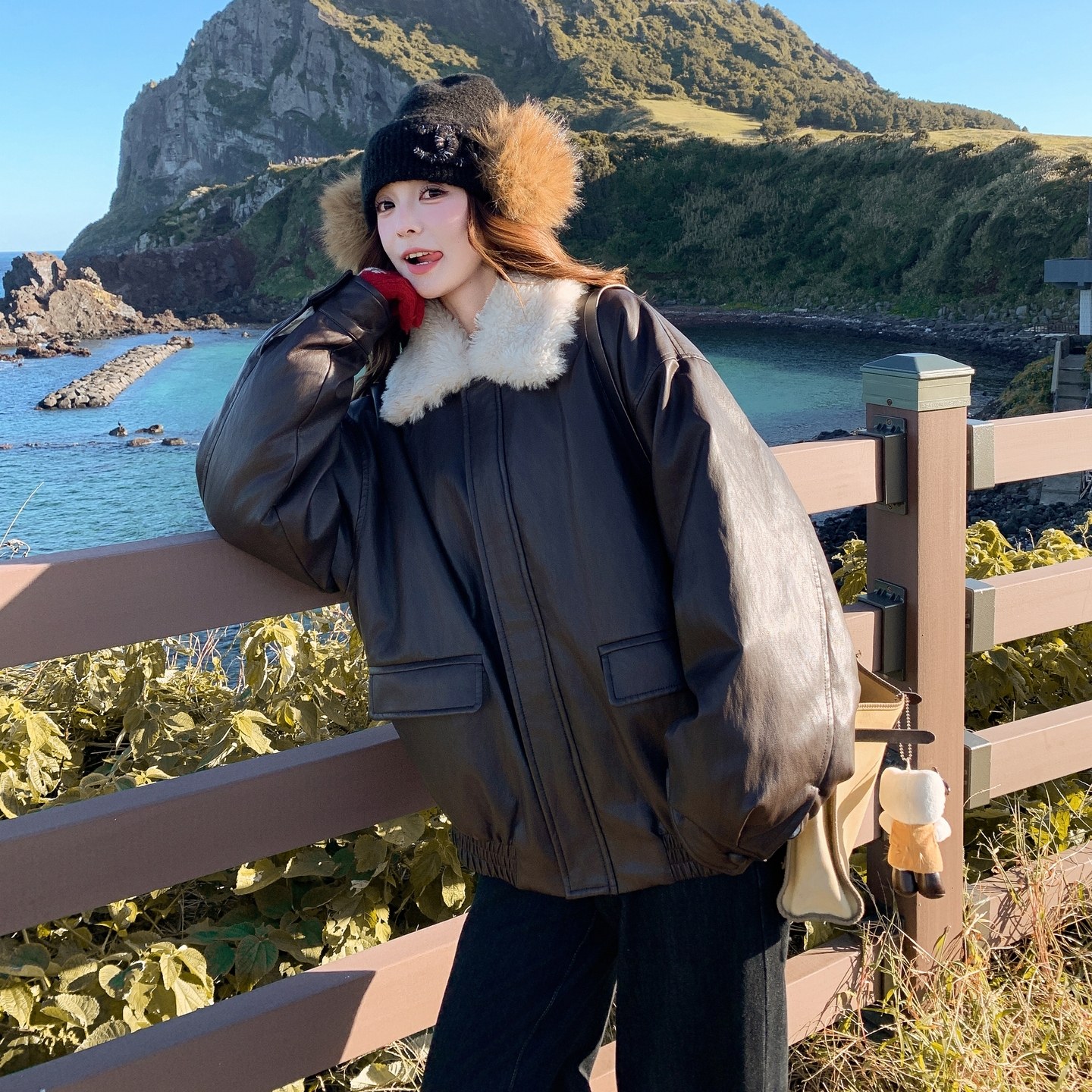 美式复古毛绒拼接皮衣羽绒服