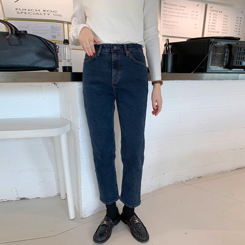市舶司磨砂雾感加绒韩国女装2024春冬新松紧腰复古显瘦烟管牛仔裤