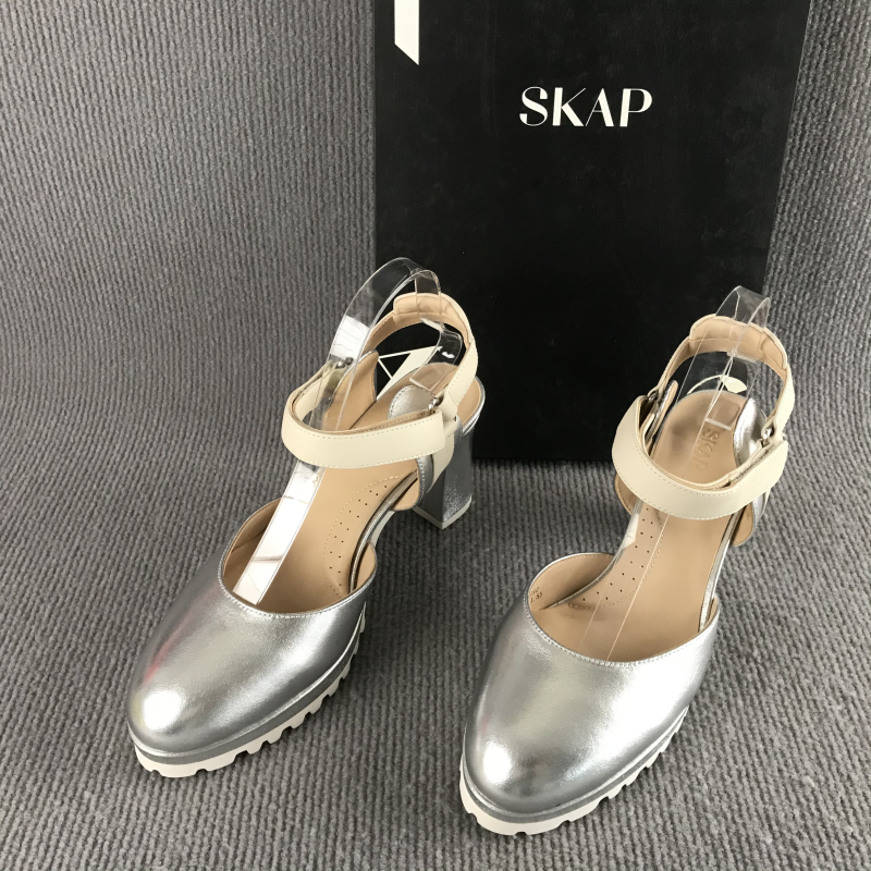 skap/圣伽步女鞋断码撤柜捡漏夏季一字带真皮欧美风高跟包头凉鞋