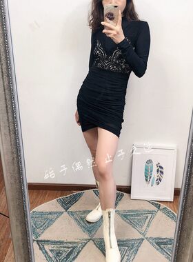 蕾丝性感褶皱款包身性感