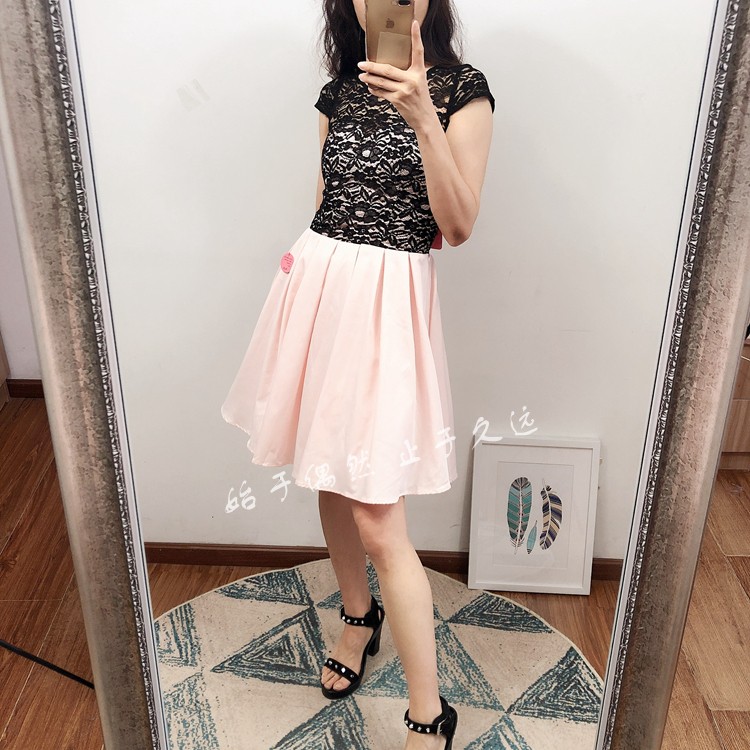 浪漫主义2024夏季新款轻奢性感蕾丝撞色公主蓬蓬连衣裙礼服裙短裙