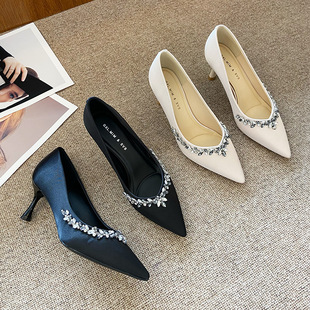 2026秋季新款法式尖头水钻高跟单鞋女细跟欧美小众仙女风配裙子