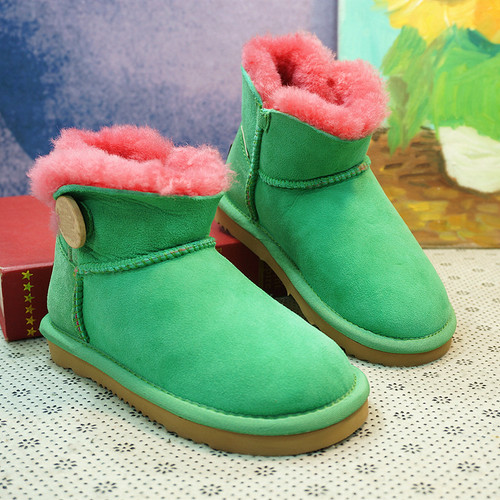 羊皮毛一体保暖女童防滑雪地靴