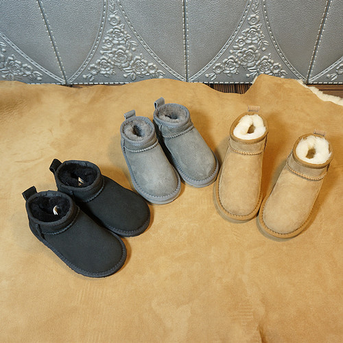 真皮羊皮毛一体儿童雪地靴