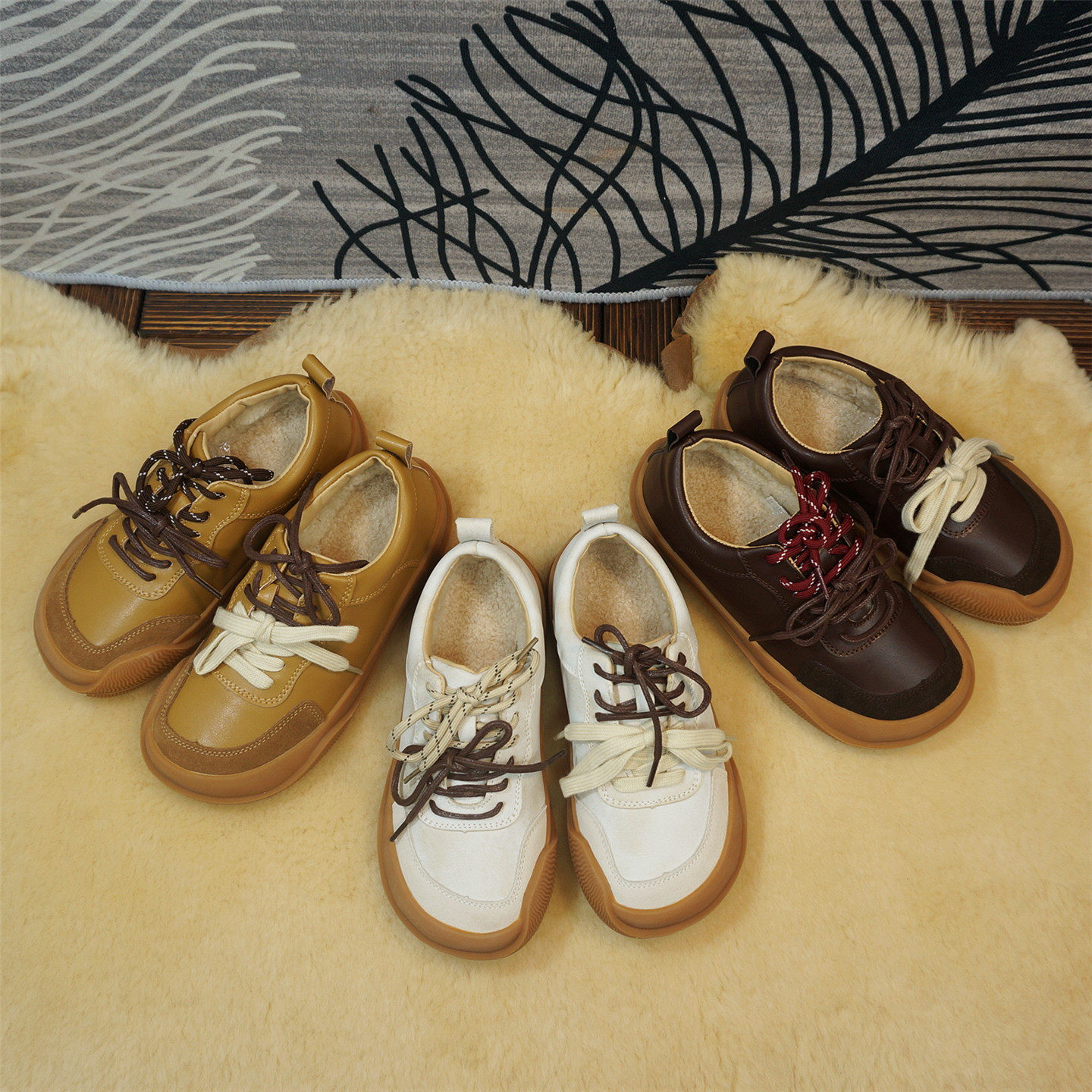 秋冬新款真皮牛皮羊毛女士休闲鞋系带平跟保暖时尚靴橡胶底95-1