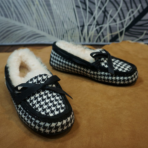 羊毛豆豆鞋 编织蝴蝶结秋冬平跟保暖女乐福鞋 新款女毛毛鞋7-14A