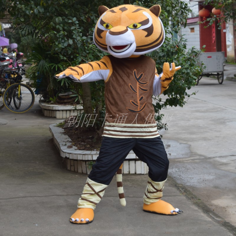 功夫老虎人偶服装幼儿园表演服