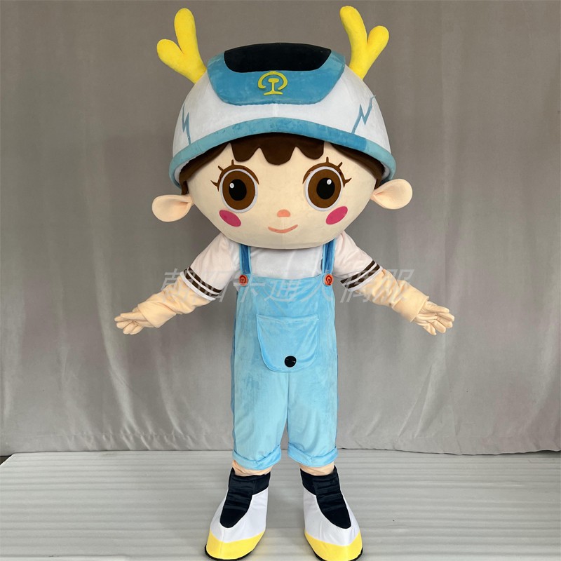 小鹿卡通人偶服装成人行走梅花鹿玩偶服圣诞鹿道具出口版表演服饰