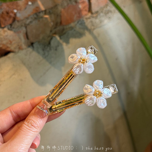 高级感简约花朵刘海一字发夹