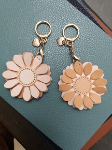 古士达朵花原创设计手工真皮车钥匙包挂件后视镜简约创意礼物6666