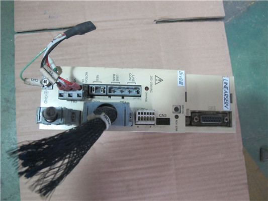 800-1519Xenus伺服驱动器