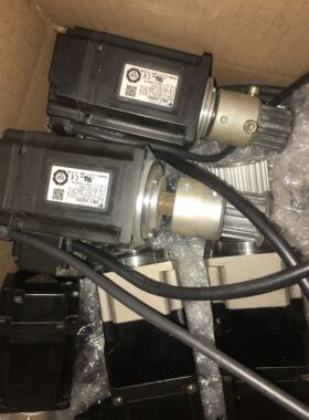 SGDV-2R8A01A002000安川驱动器SGMJV-04AAA61  SGMJV-04ADD6S