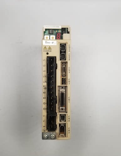 SGDV-R90A21A安川伺服驱动器