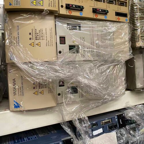 议价VS-656MR5 7.5KW 安川伺服驱动器