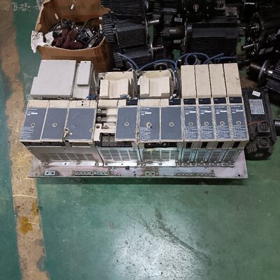 议价CACP-JU45A3B CACR-JU102A2A CACR-JU036A2A 安川驱动器