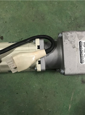 MBMK042BLEU VRSF-15C-400-TG1 松下伺服电机带减速机 速比1:15