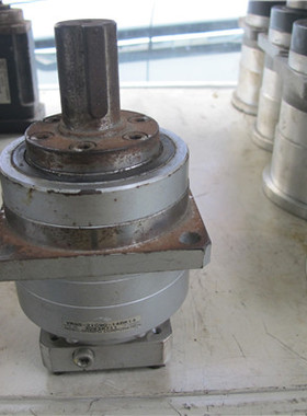 VRGS-21C90-14BK14 新宝减速机 速比1:21 输入轴14mm