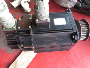 SGMGH-13ACA6C二手安川电机
