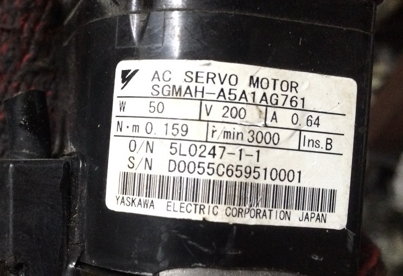 SGMAH-A5A1AG761二手安川电机