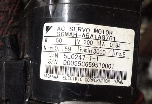 SGMAH-A5A1AG761二手安川电机