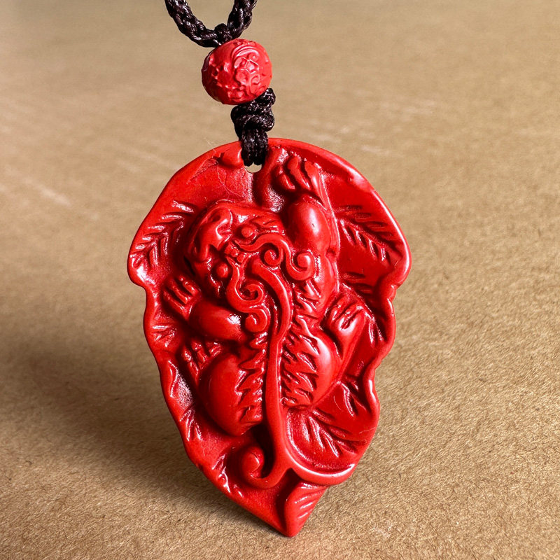 原矿真品红朱砂树叶貔貅吊坠