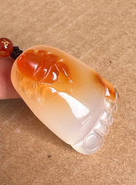 正宗天然正品玉髓脚丫吊坠