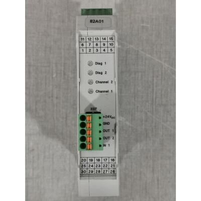 工业配件MULTIVAC SSA 01 SICHERHEITS-SENSOREN AUSWERTEEINHEIT