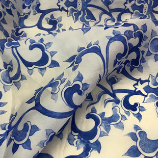 半米价/白色底印花蓝色青花瓷真丝欧根纱桑蚕丝夏款衬衫裙子面料